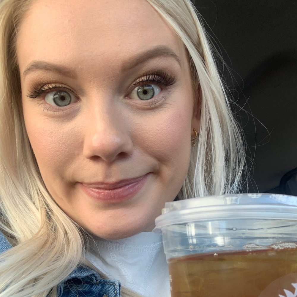 Meet your Posher, Ellie